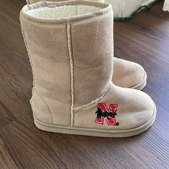 Nebraska  Husker Boots Size Small 5/6 - Picture 4 of 4